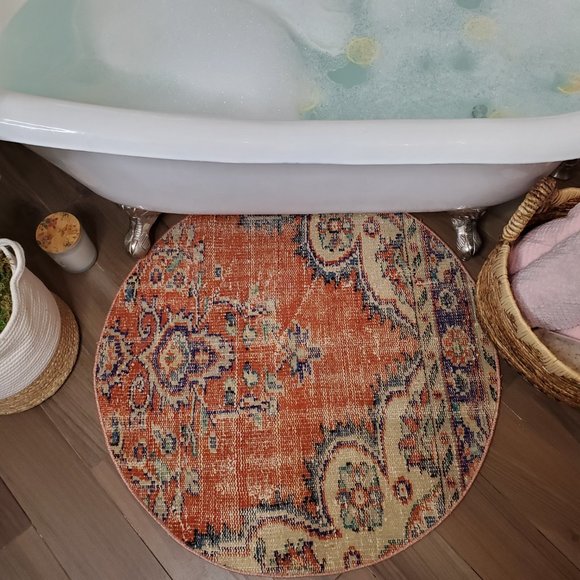 022 - NADIA - Picture 1 of 3